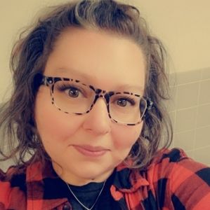 Meet your Posher, Tia lyn